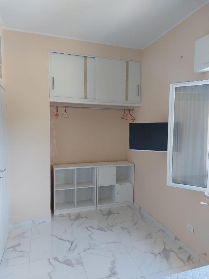 El Mar Casa Vacanza Lavinio Mare Anzio Luaran gambar