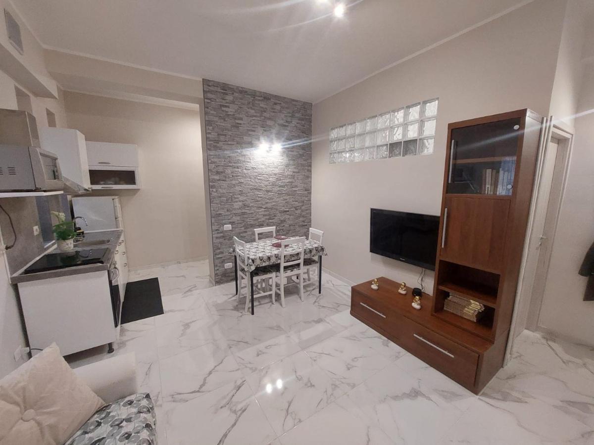 El Mar Casa Vacanza Lavinio Mare Anzio Luaran gambar